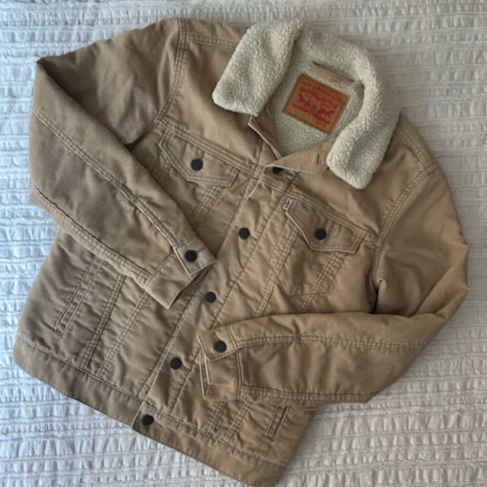 LEVI’S Tan Corduroy Sherpa Trucker Jacket